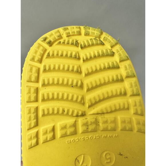 Crocs Classic Wu-Tang Slide Sandals in Yellow/Black Mens Size 5 Womens 7 - Picture 13 of 14